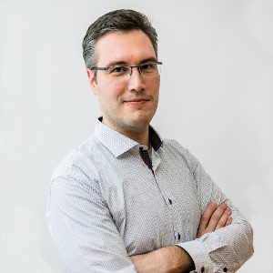 Ivor Bakša - CEO